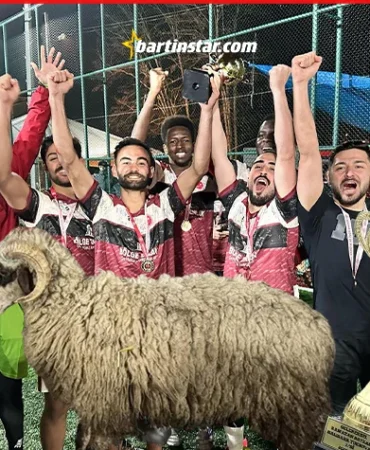 Kumluca’da koç gibi şampiyon