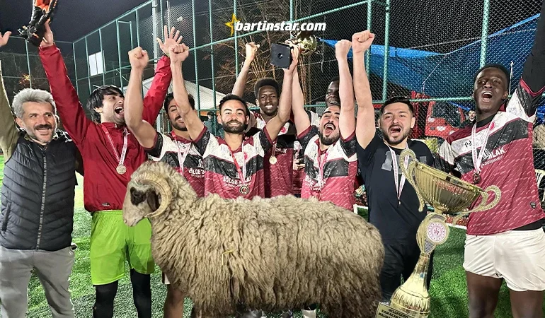 Kumluca’da koç gibi şampiyon; Bölge Emlak