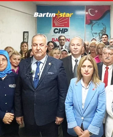 bartın zeki şahin adaylığını açıkladı fotoğraftaki detay