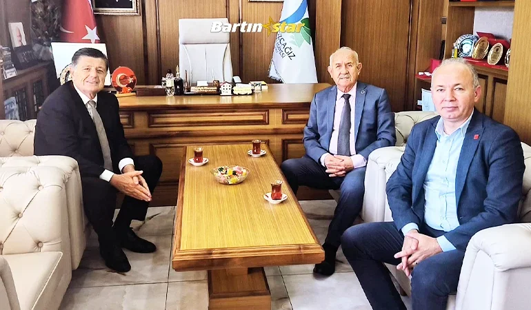 CHP’li başkanlar, AK Partili belediyede