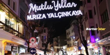 Bu haberin başlığı fotoğrafta bartında yeni yıl 2026