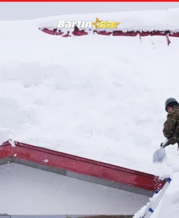 Yoğun kar yağışı nedeniyle 35 kişi öldü