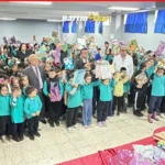 23 Nisan hediyesi Bartın’da 8 bin 500 öğrenciye dağıtıldı