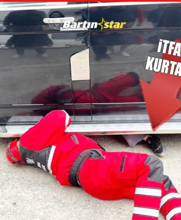 Minibüsün çarpıp altına aldığı yaya yaralandı