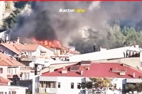Amasra’da 5 katlı binanın çatısında yangın