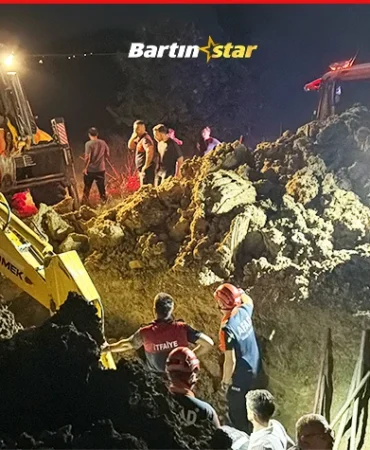 Baba-oğul toprak altında kaldı, yetişin bartın