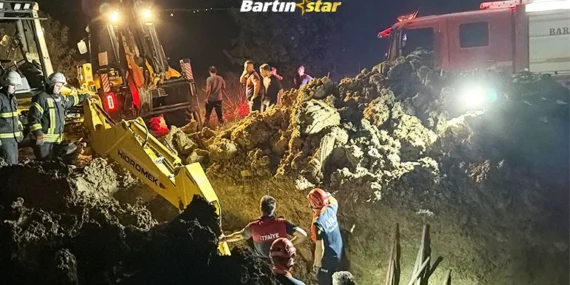 Baba-oğul toprak altında kaldı, yetişin bartın