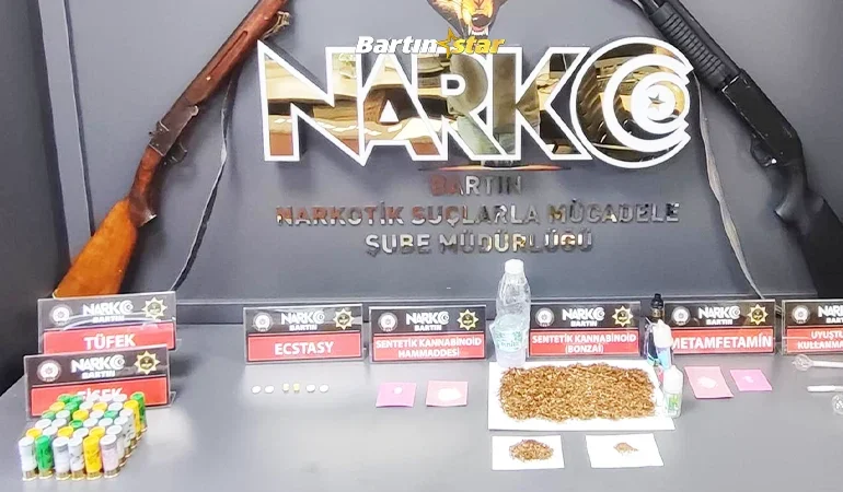 Bartın narkotikten şafak baskını Bol bonzai ile 5 kişi paket