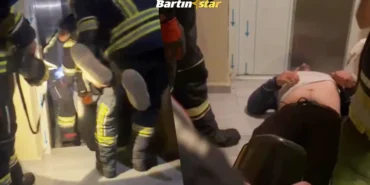 bartın Asansör bir kat aşağı düştü, korkudan bayılan kişi kurtarıldı