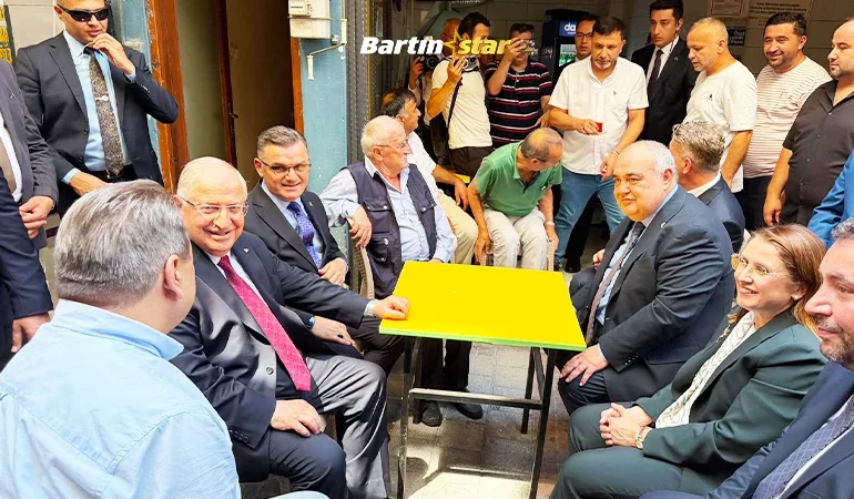 milli savunma bakanı yaşar güler bartında1