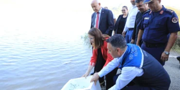 Kozcağız Barajı’na 85 bin sazan yavrusu2